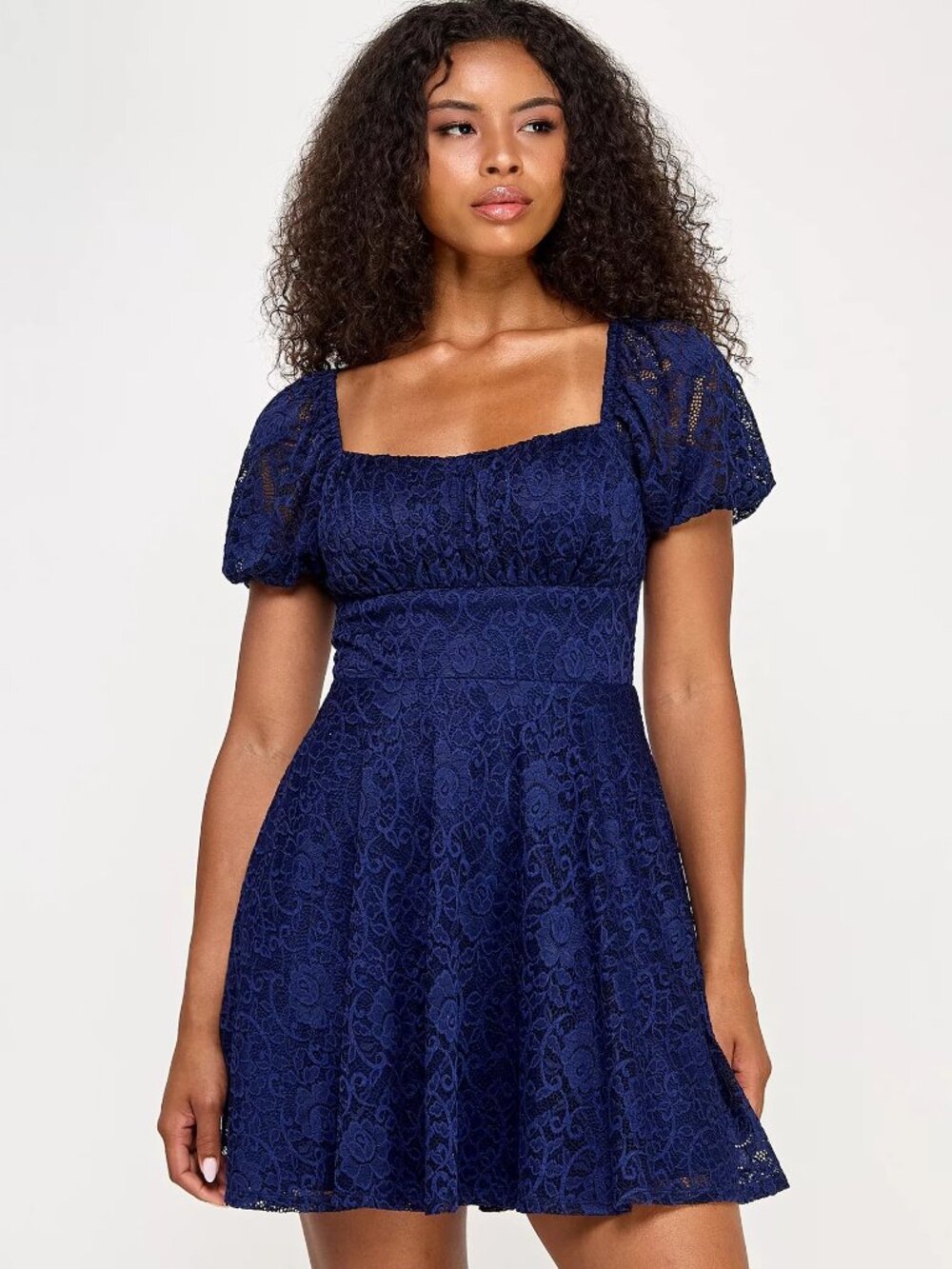 NWT! City Vibe Lace Dress Dark Blur Sz M (Juniors)